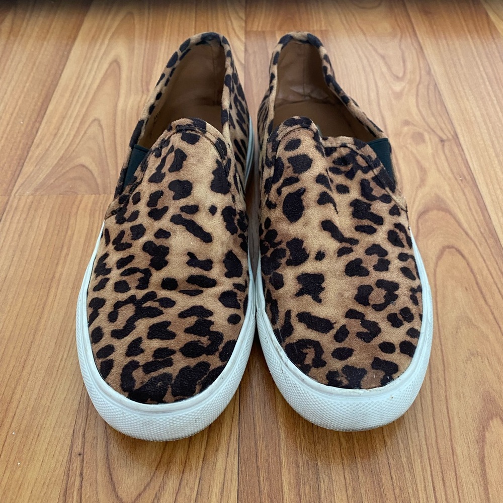 Steve Madden - Gills Leopard Print Slip On Sneakers